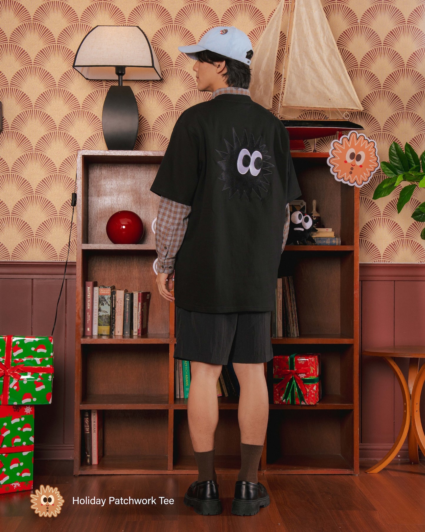 KEYNOTE | Holiday Patchwork Tee Black