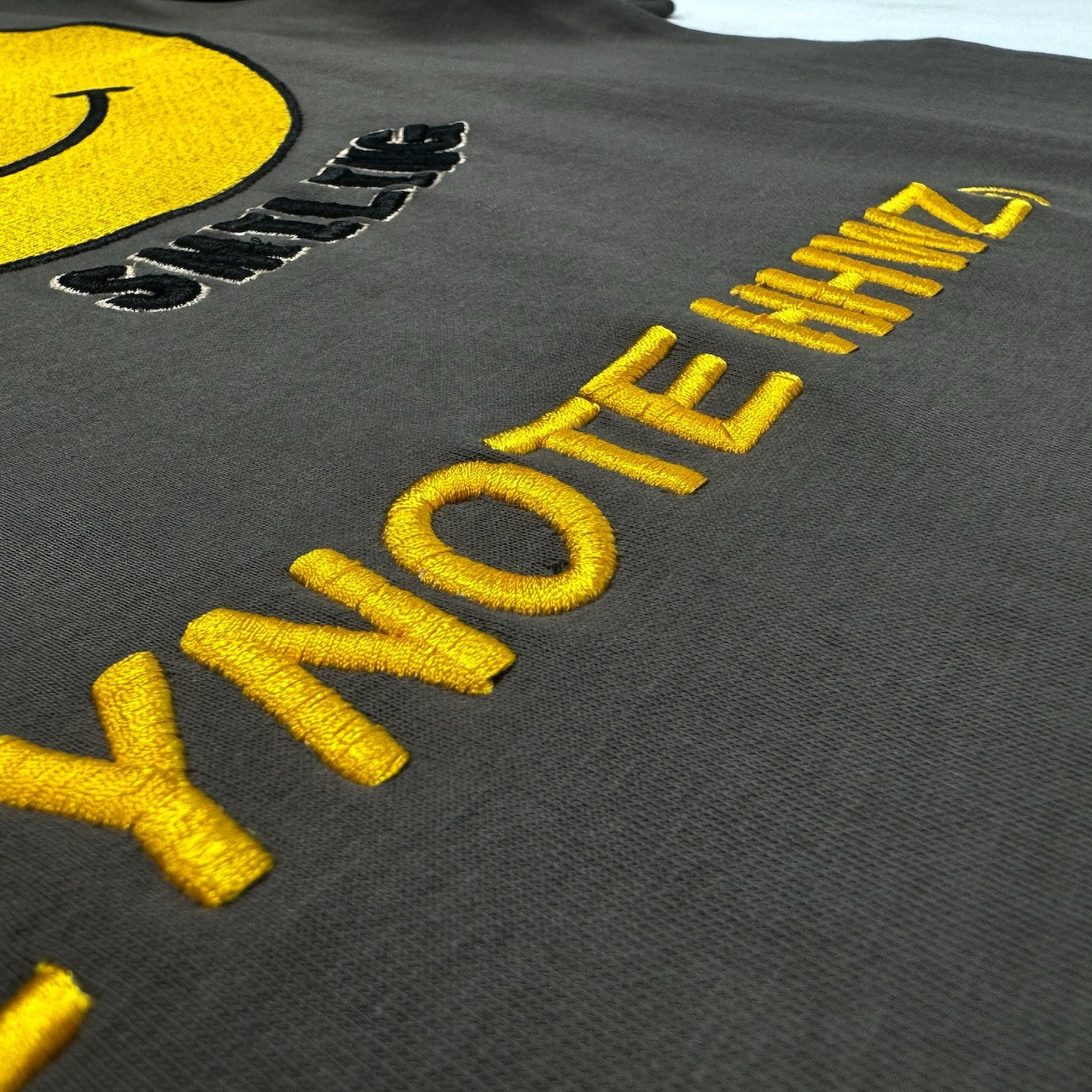 KEYNOTE | Echinoidea Munching Tee Grey