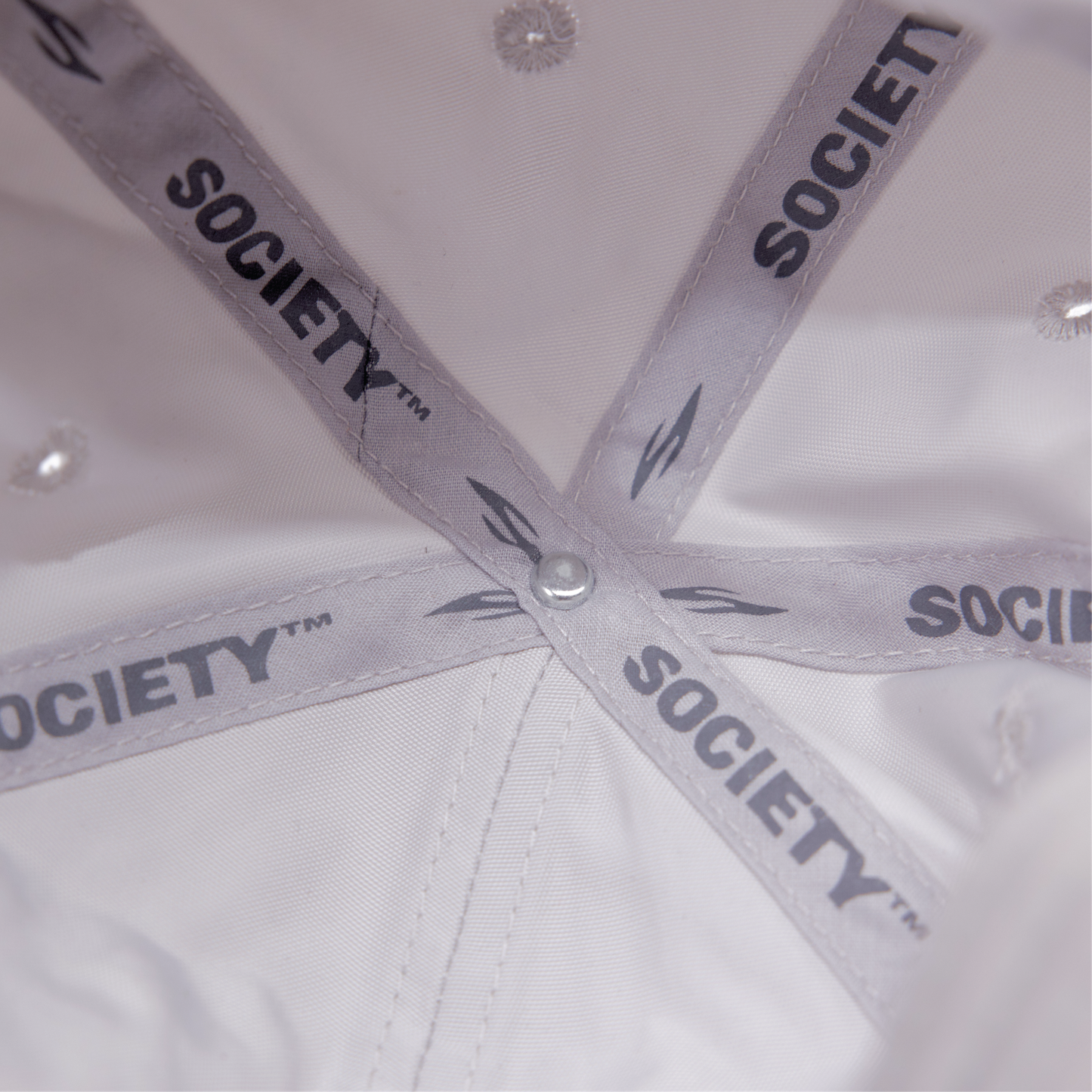 Society ｜Titus Crew Cap Oyster White