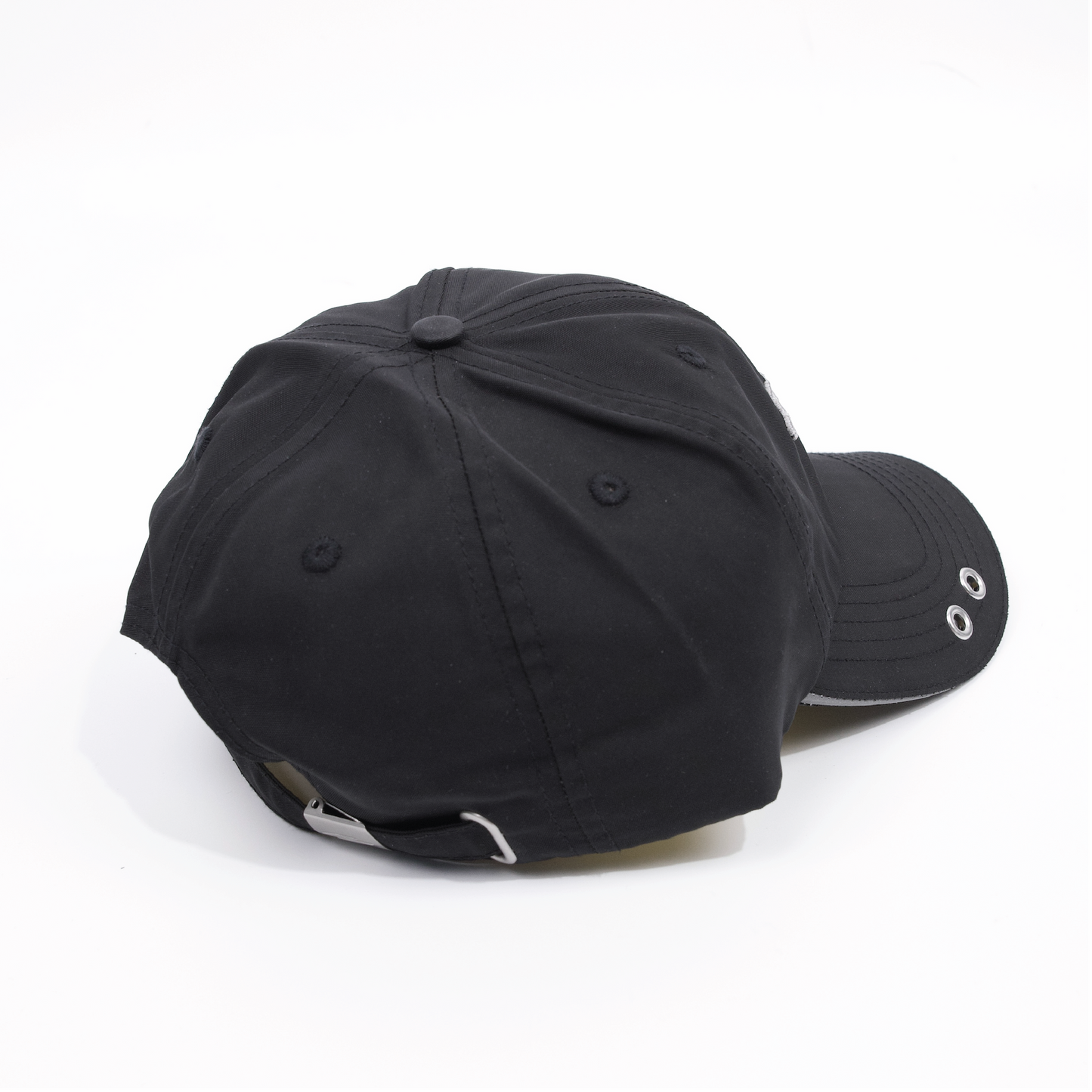 Society ｜Titus Crew Cap Oyster Black
