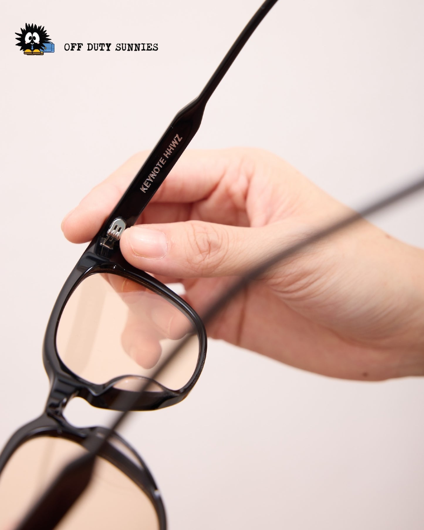 KEYNOTE | Commute Vision Shades Orange