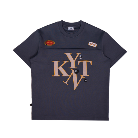 KEYNOTE | Typeface Embroidery Patches Tee Grey