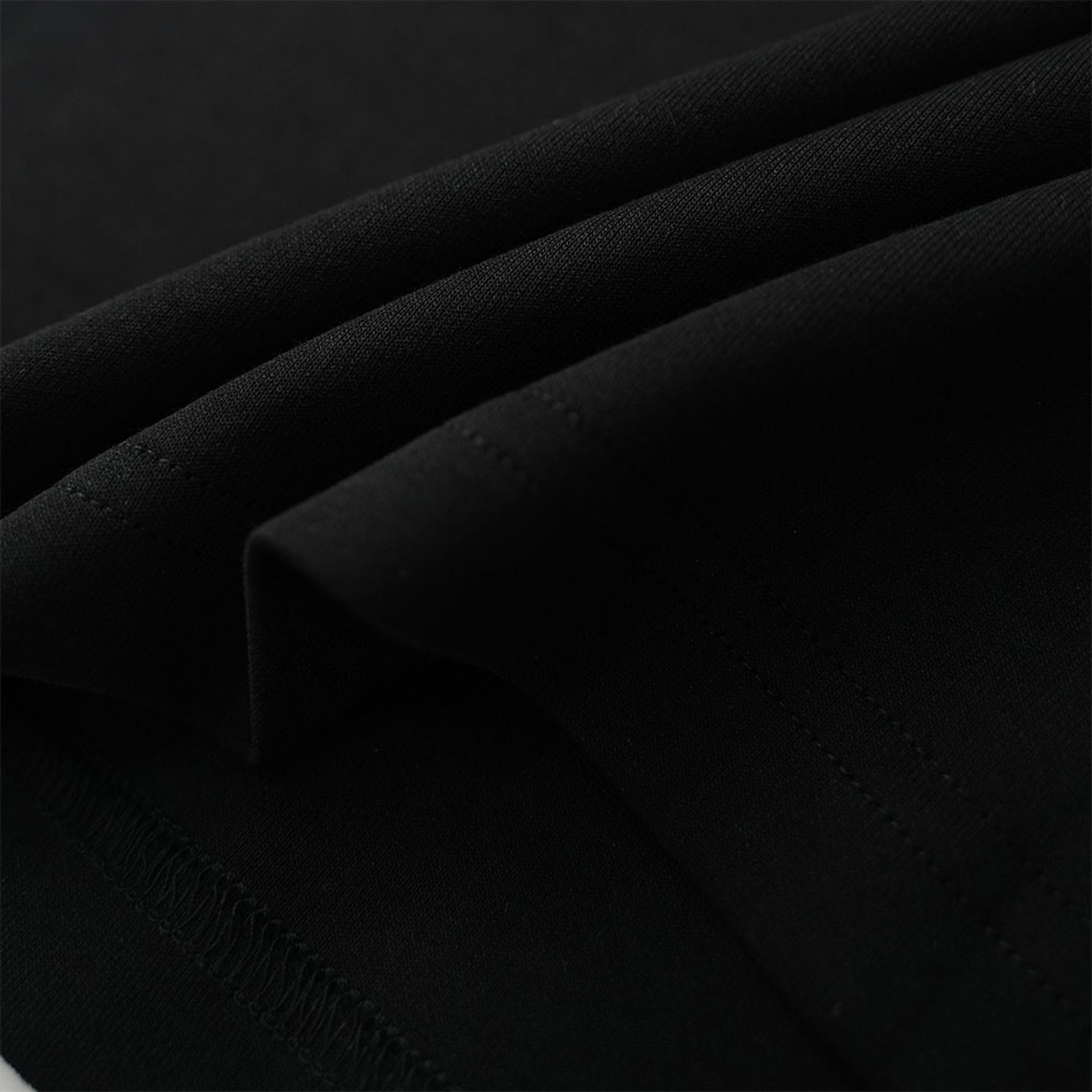 EGLAF | Basic 26 Pocket Tee Black - SWAGANZ