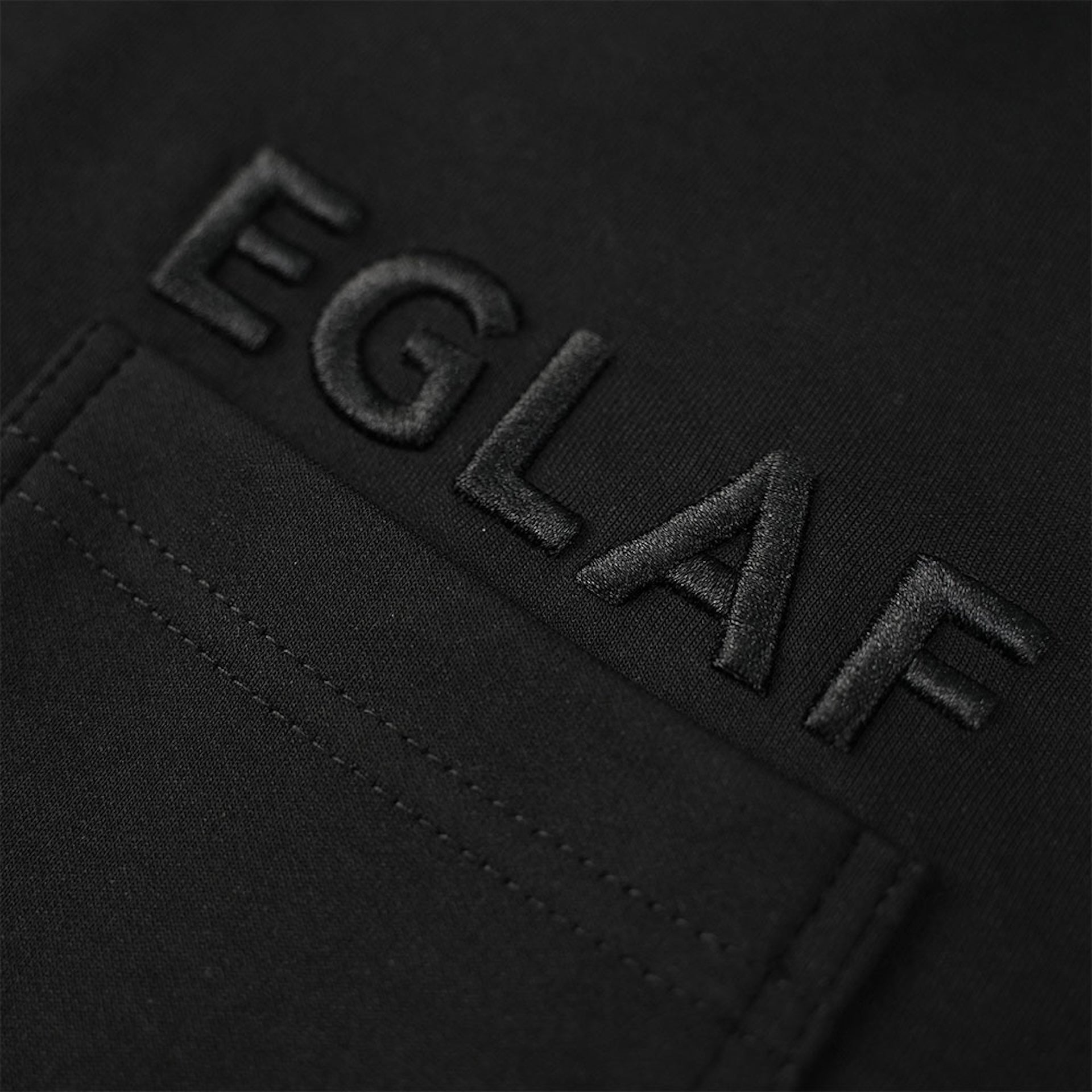 EGLAF | Basic 26 Pocket Tee Black - SWAGANZ
