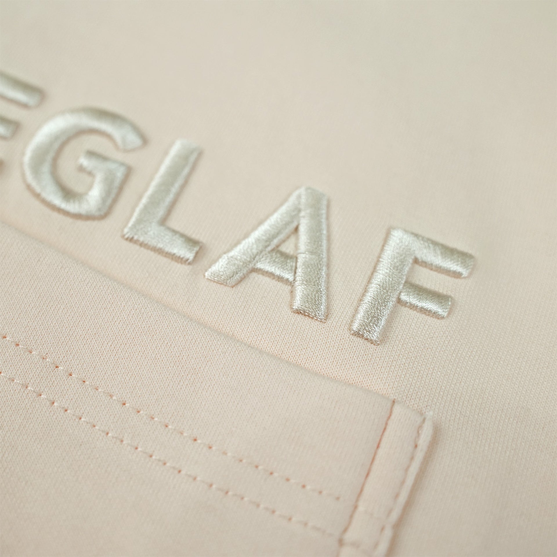 EGLAF | Basic 26 Pocket Tee Cream - SWAGANZ