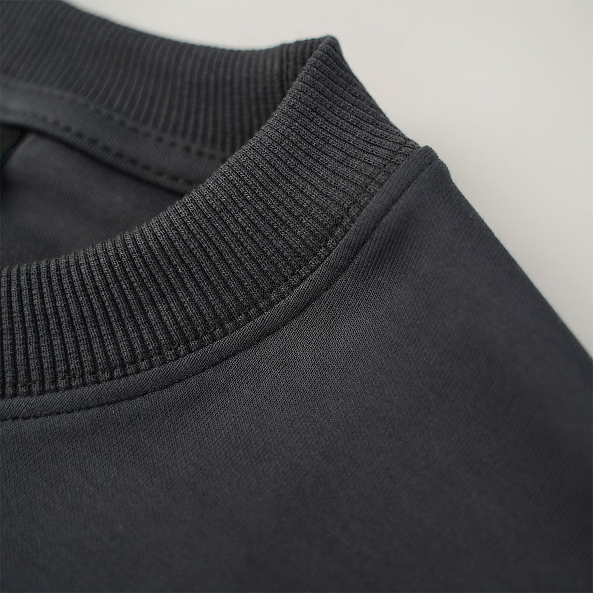 EGLAF | Basic 26 Triangle Logo Tee Grey - SWAGANZ