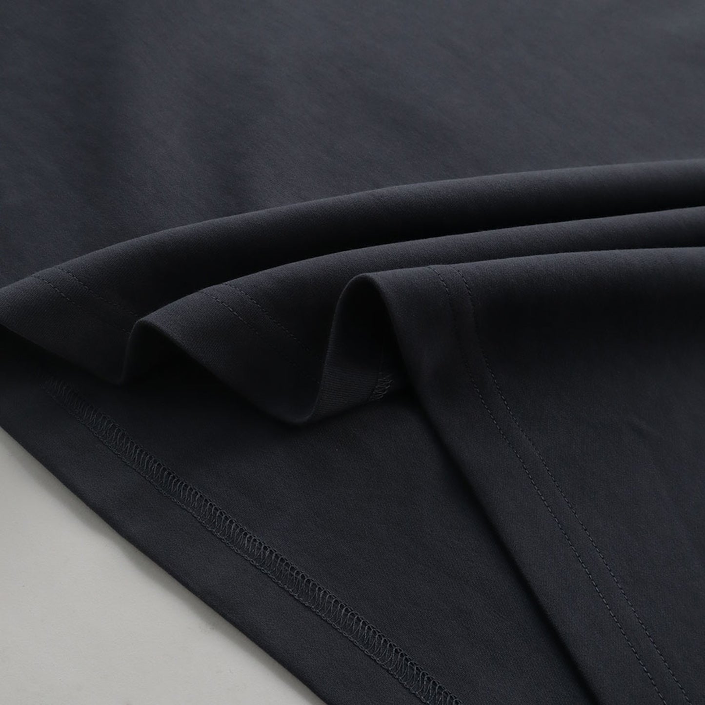 EGLAF | Sculpta Triangle Emblem Tee Dark Grey