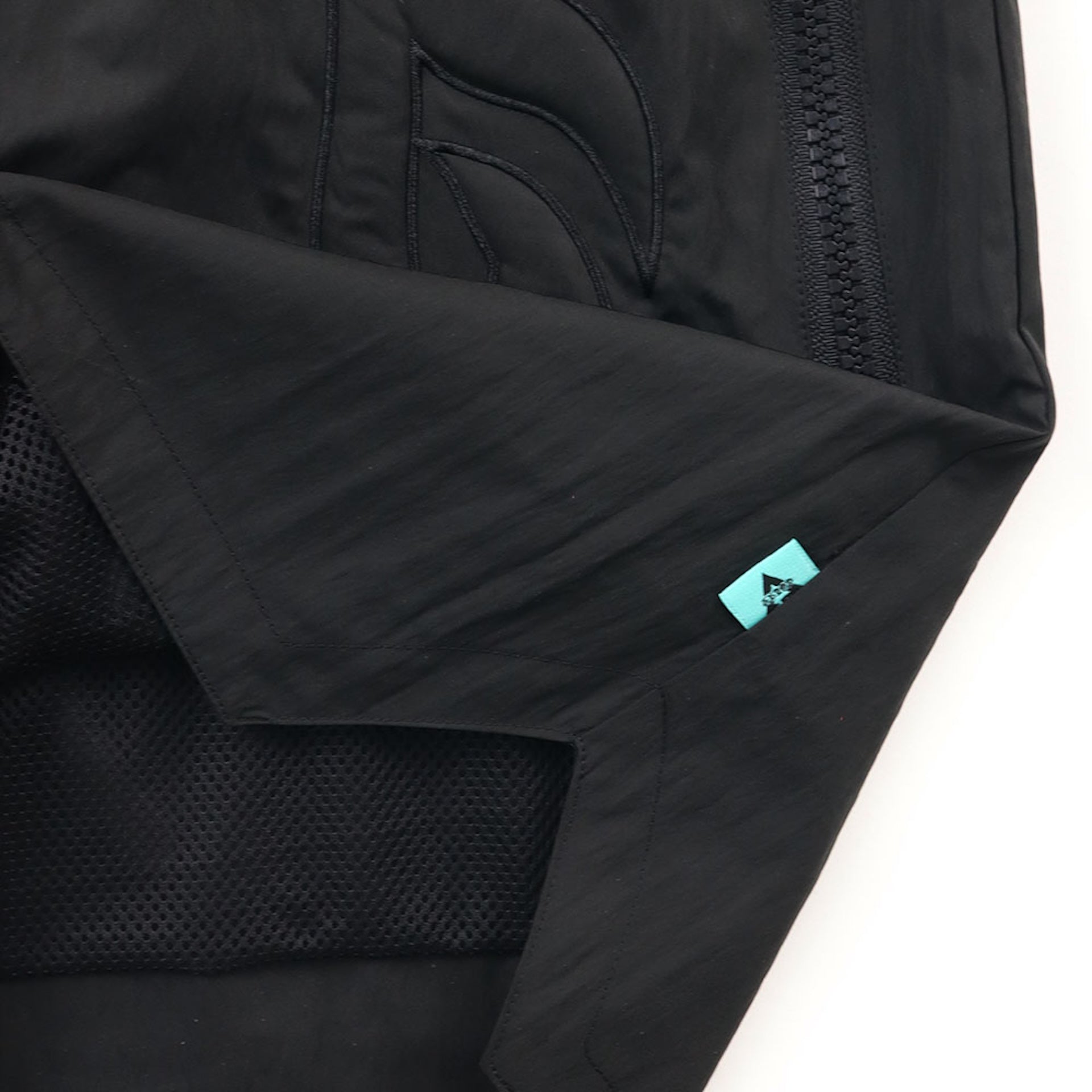 EGLAF | EG Nylon Shorts Black - SWAGANZ