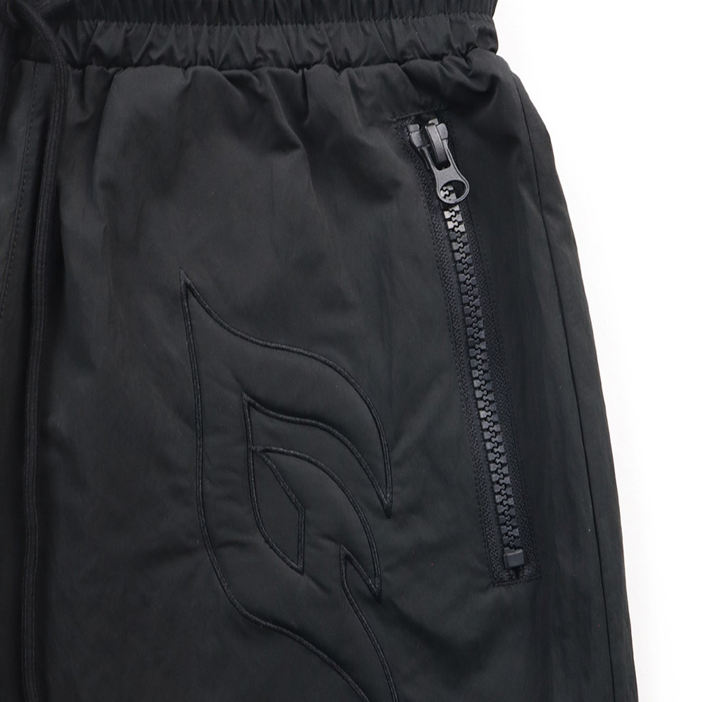 EGLAF | EG Nylon Shorts Black - SWAGANZ