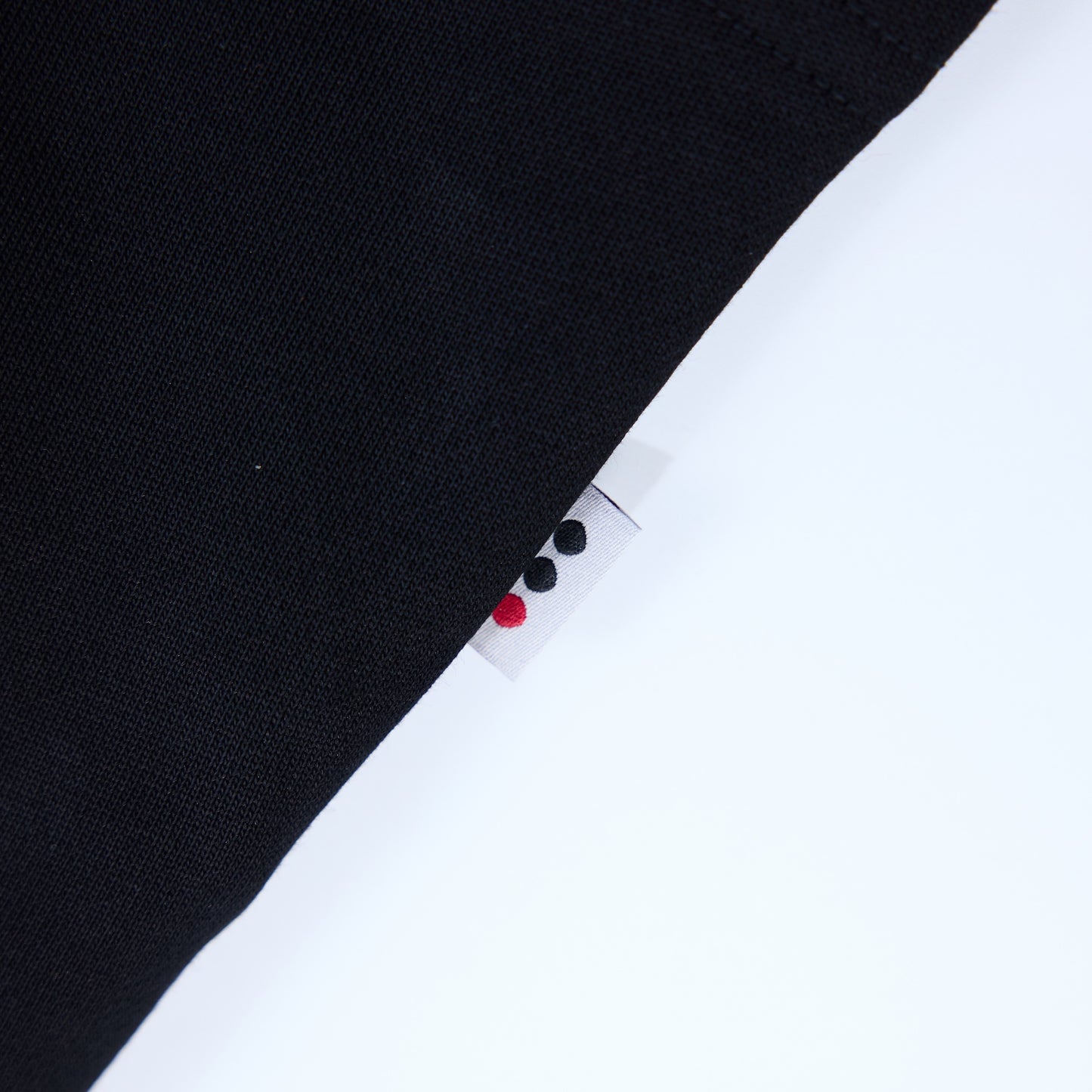 TRNO | Adaptive Skirt Black