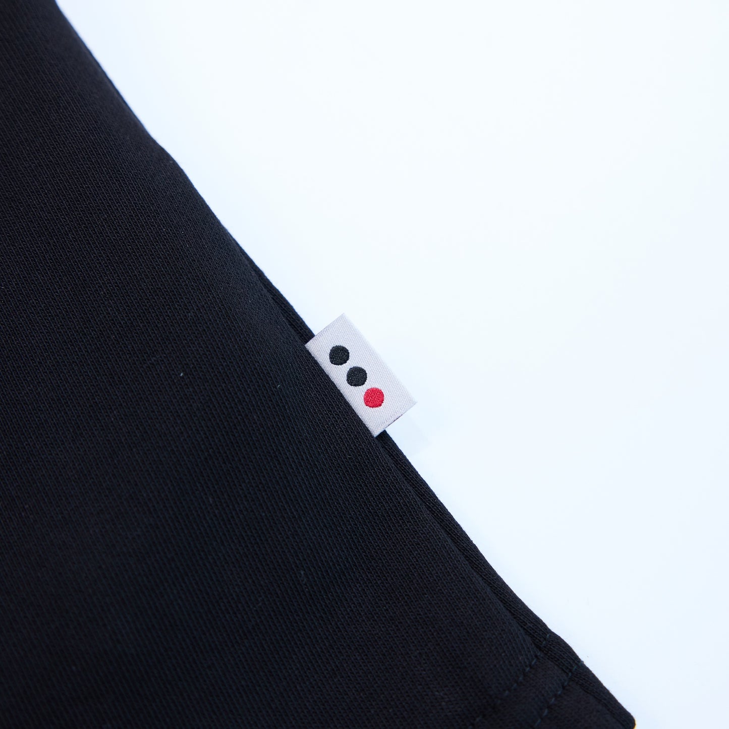 TRNO | Adaptive Skirt Black