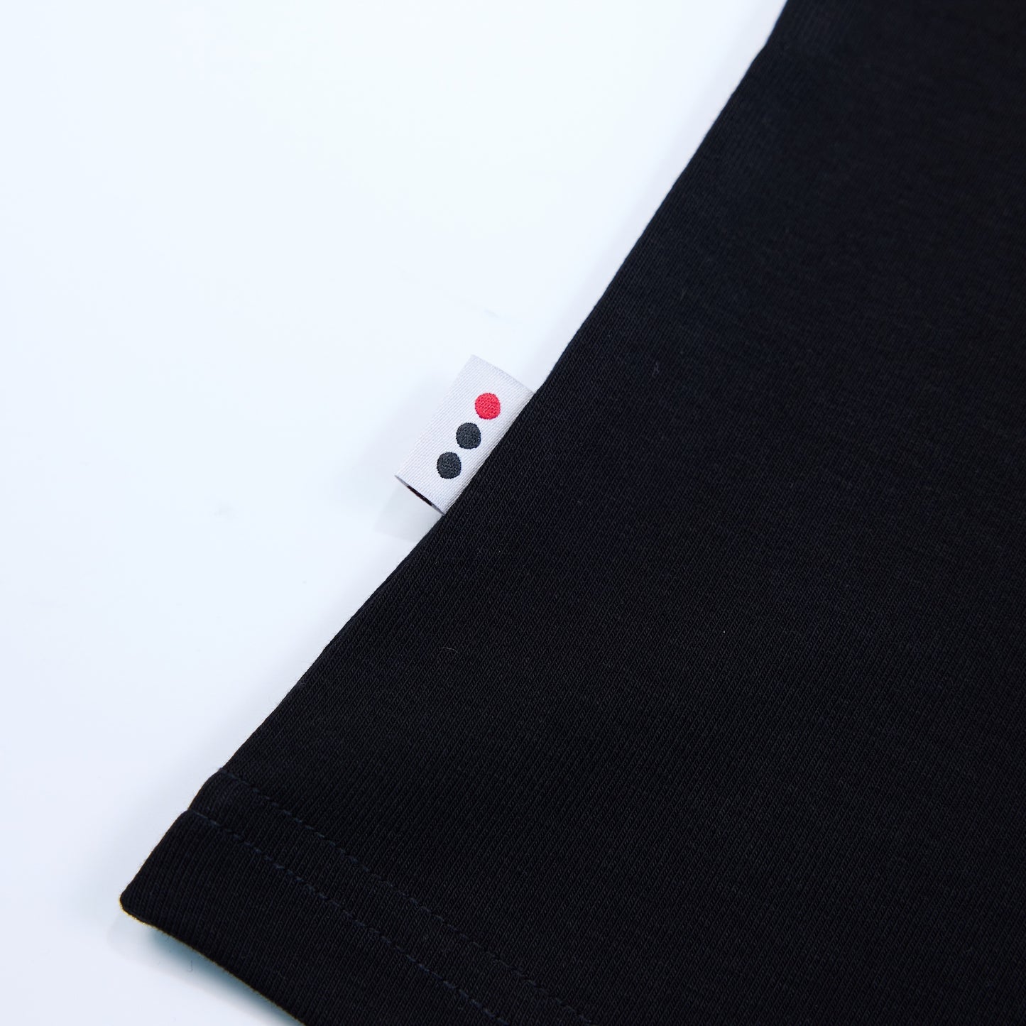 TRNO | Line System Crop Top Black