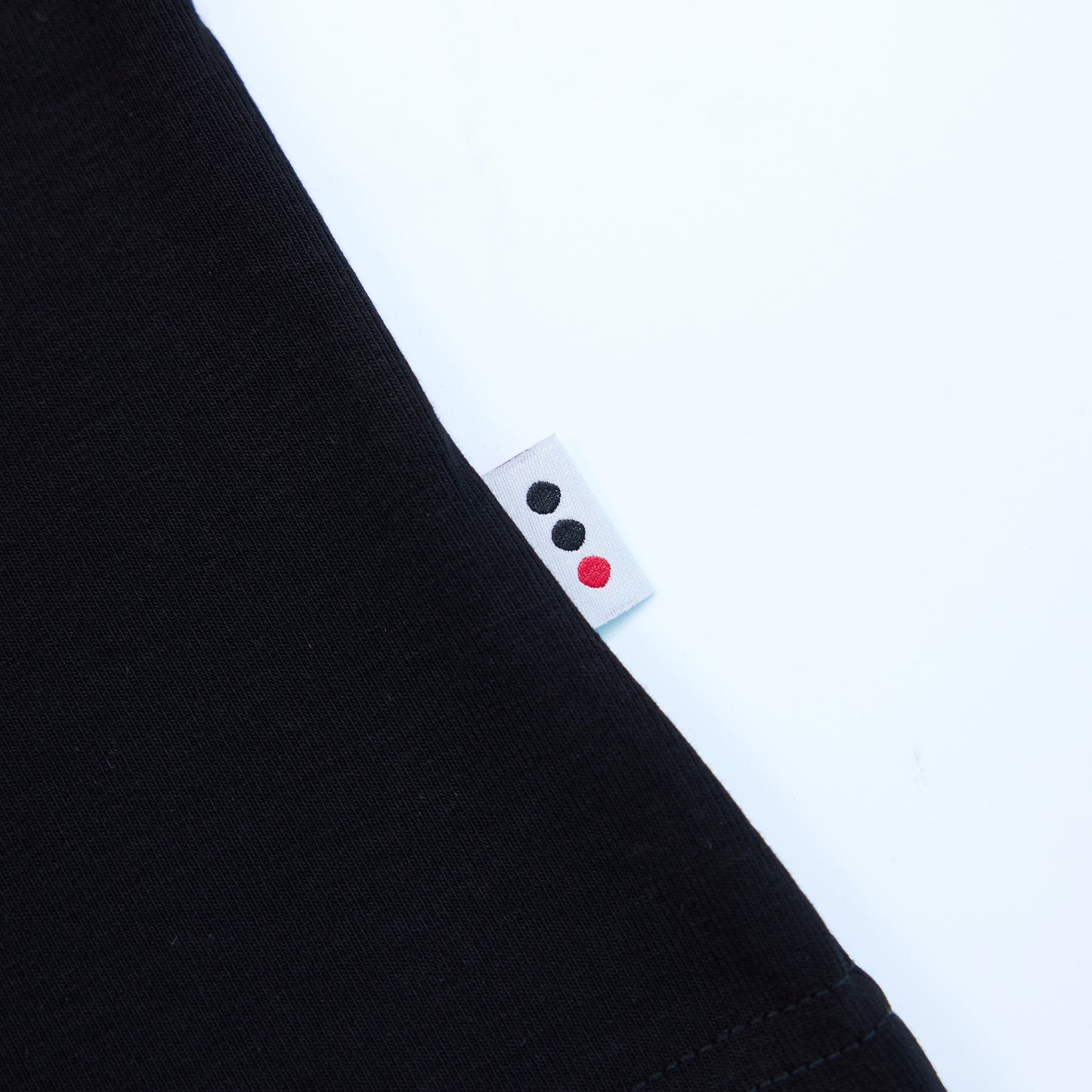 TRNO | Line System Crop Top Black