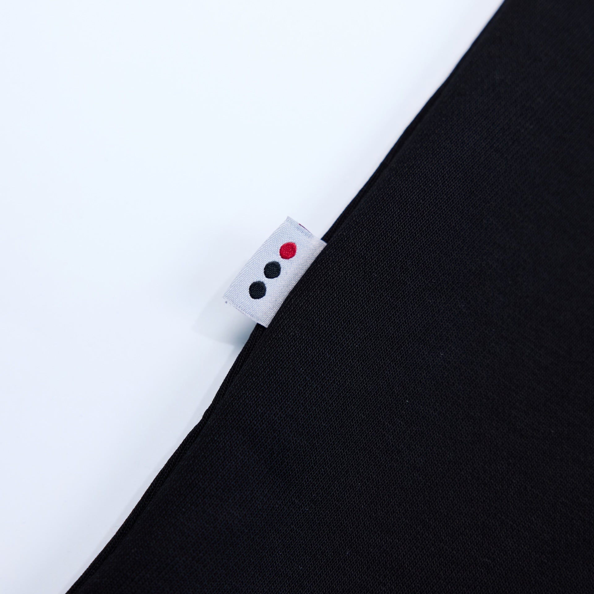 TRNO | Line System Polo Black - SWAGANZ