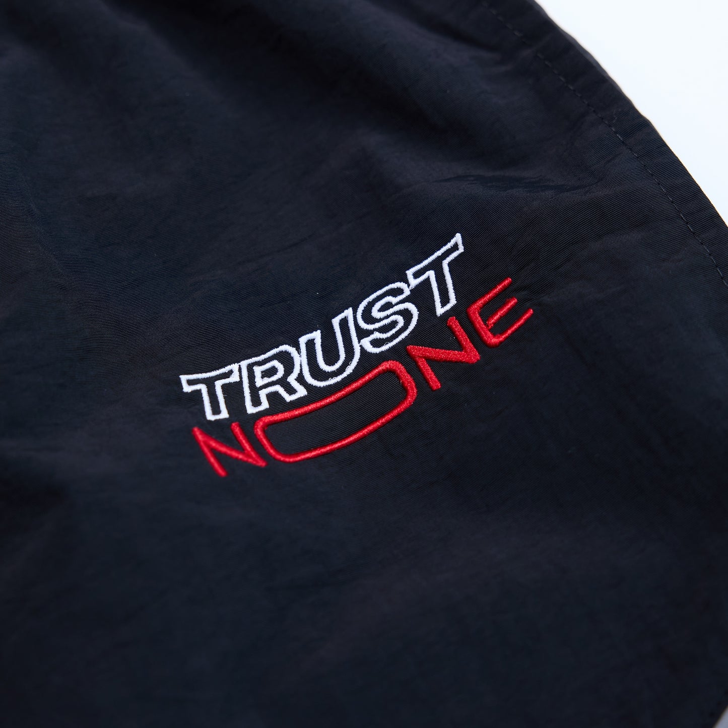 TRNO | Gridline Short Black