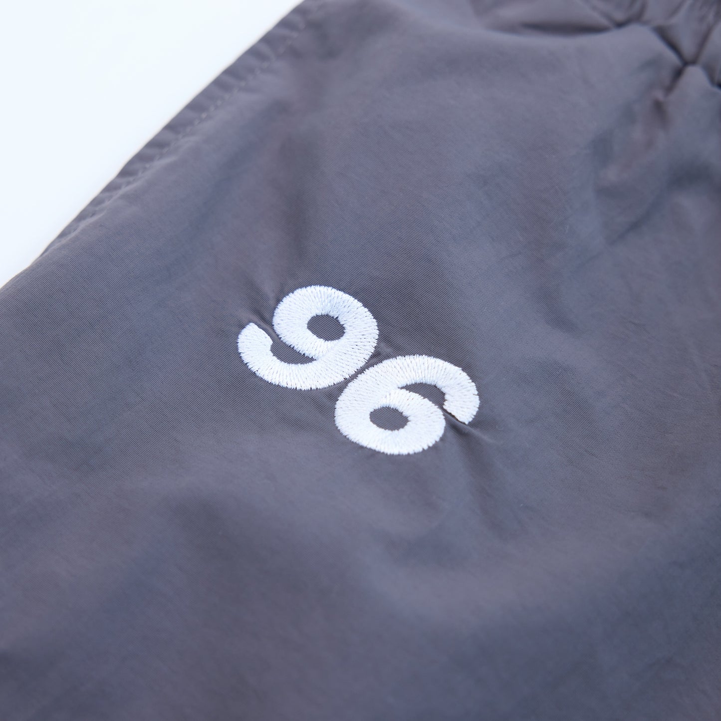 TRNO | Gridline Short Grey