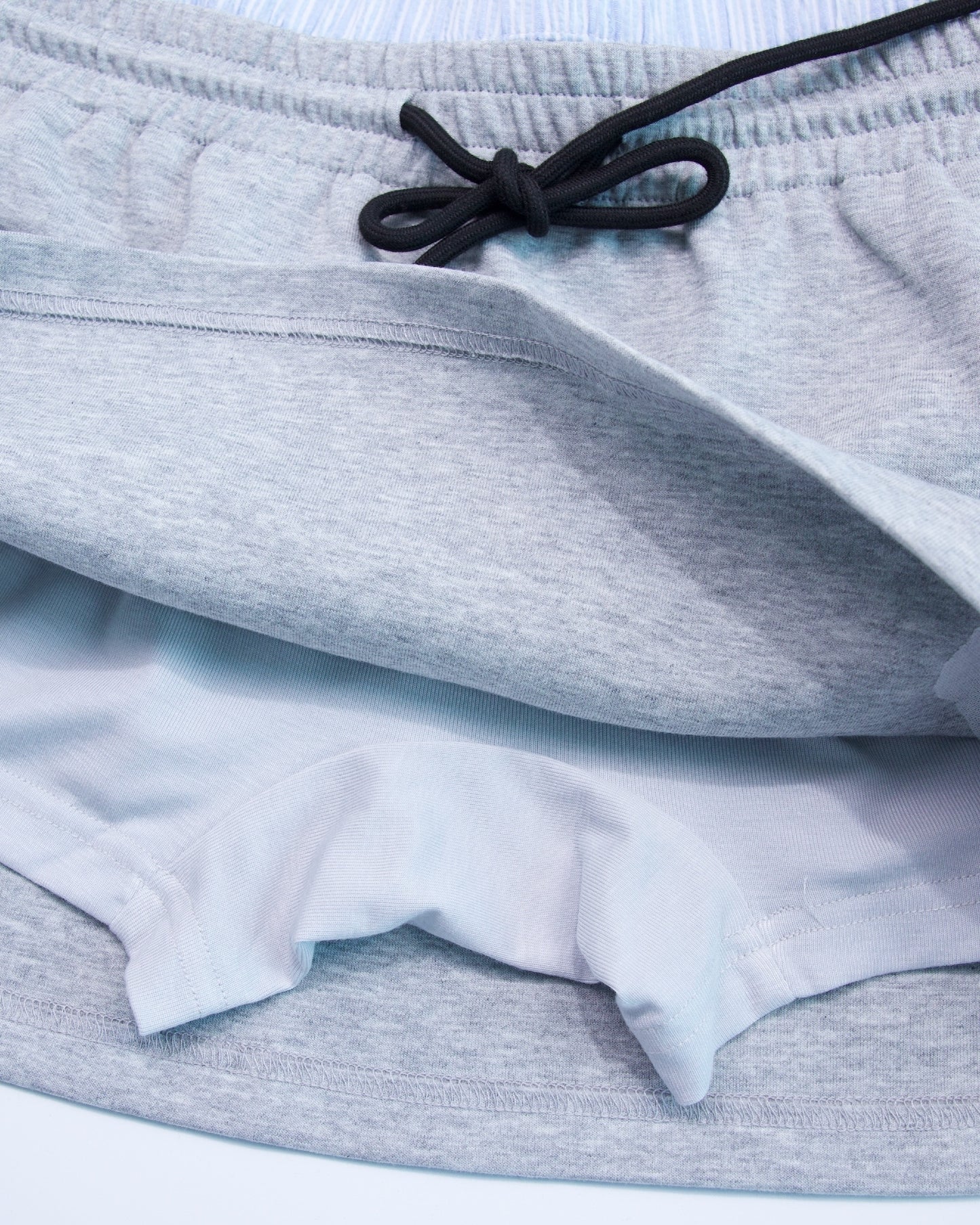 KEYNOTE | Workaholic Off-Day Mini Skirt Light Grey