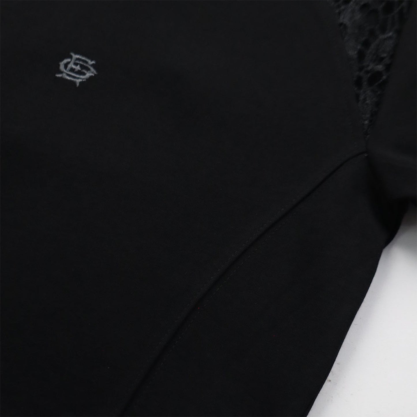 EGLAF | RU Lace Crop Top Black - SWAGANZ