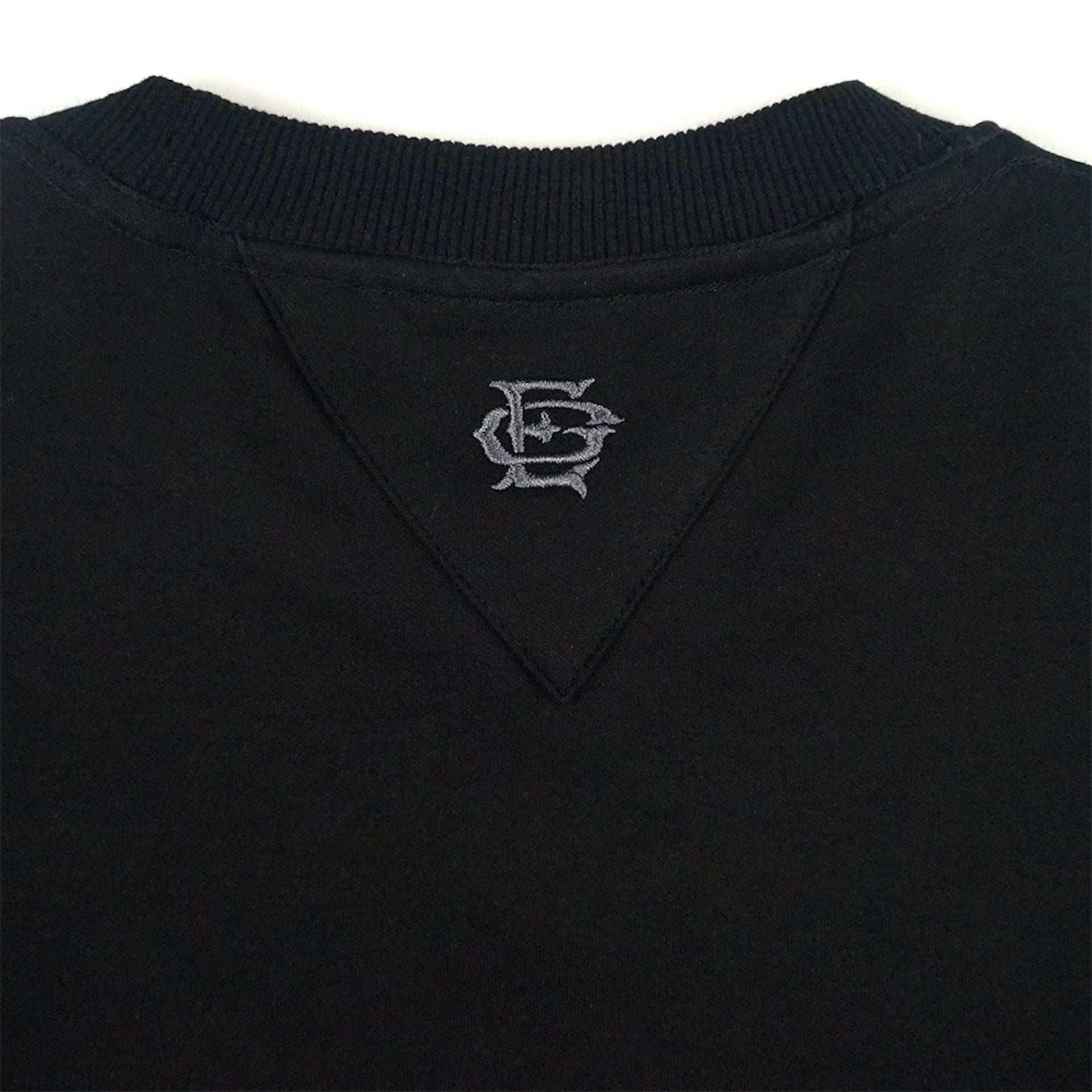 EGLAF | RU Stallion Crop Top Black - SWAGANZ