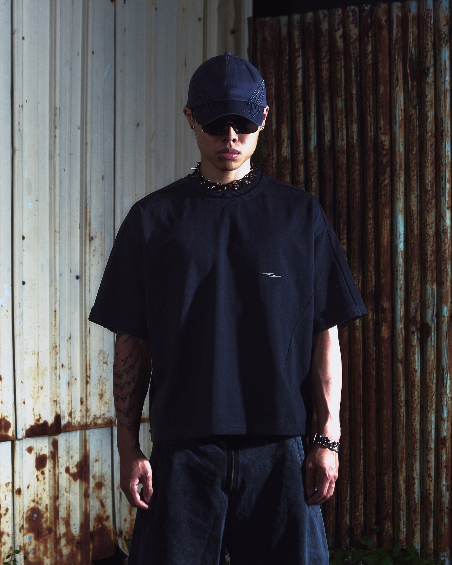 SOCIETY | Aerodyne Int Cropped Tee Black