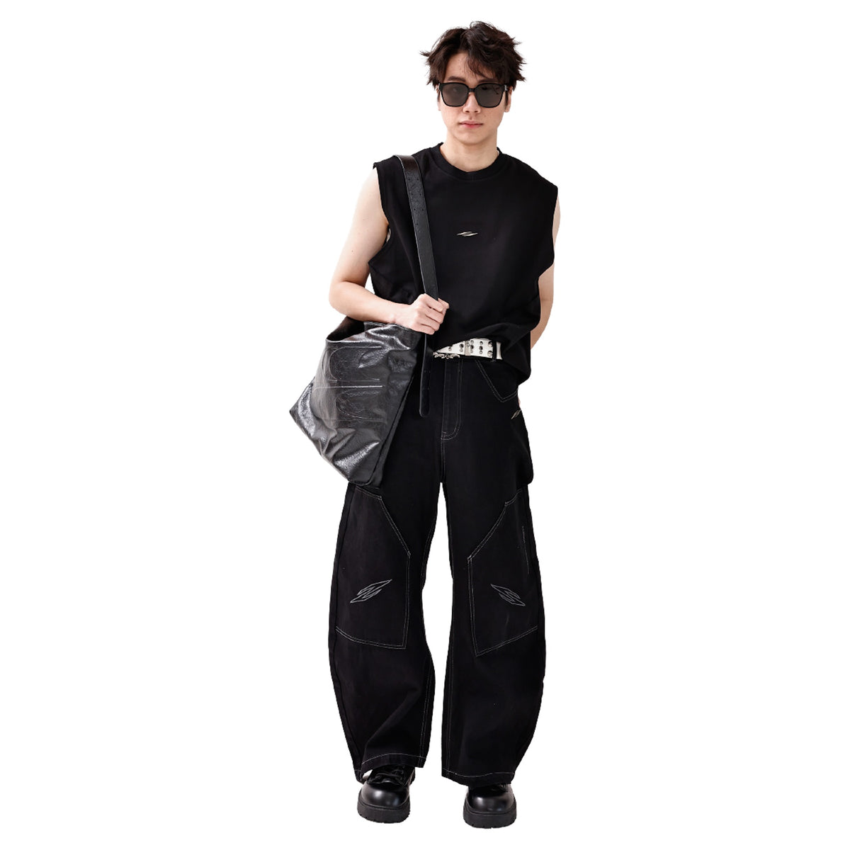 SOCIETY | Form 010  Void Tank Black - SWAGANZ