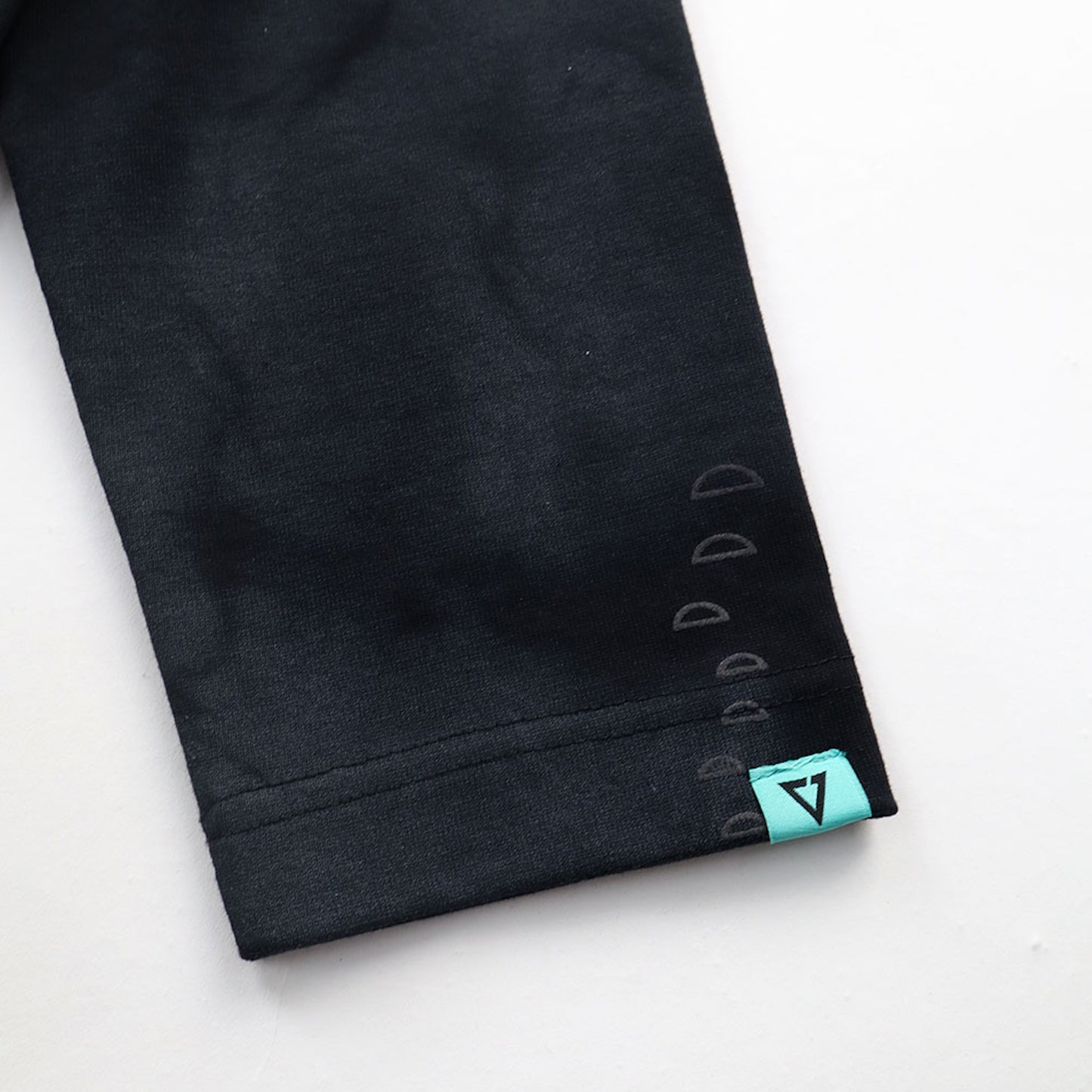 EGLAF | Sculpta EG Marble Long Sleeve Black - SWAGANZ