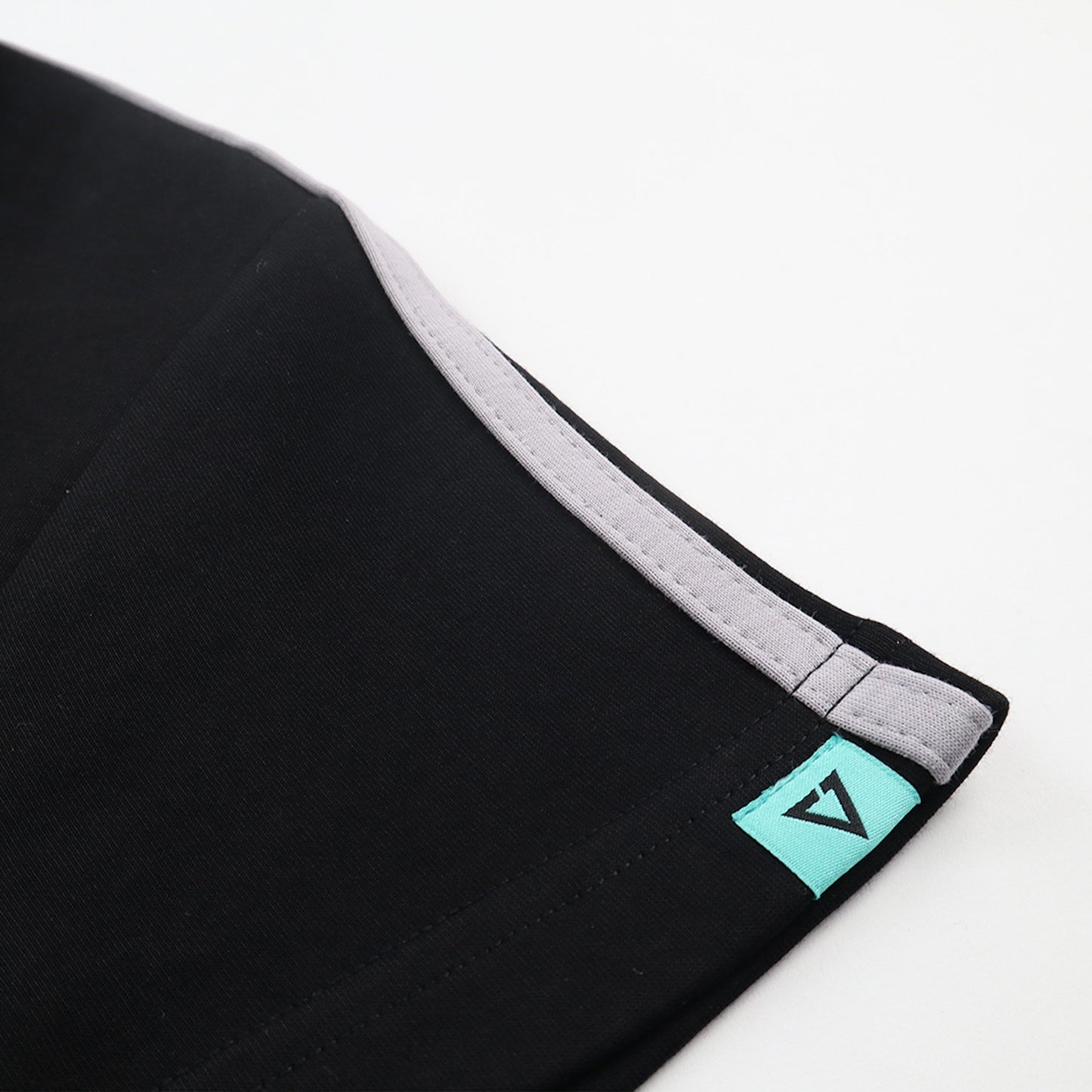 EGLAF | Sculpta Engraved Logo Crop Top