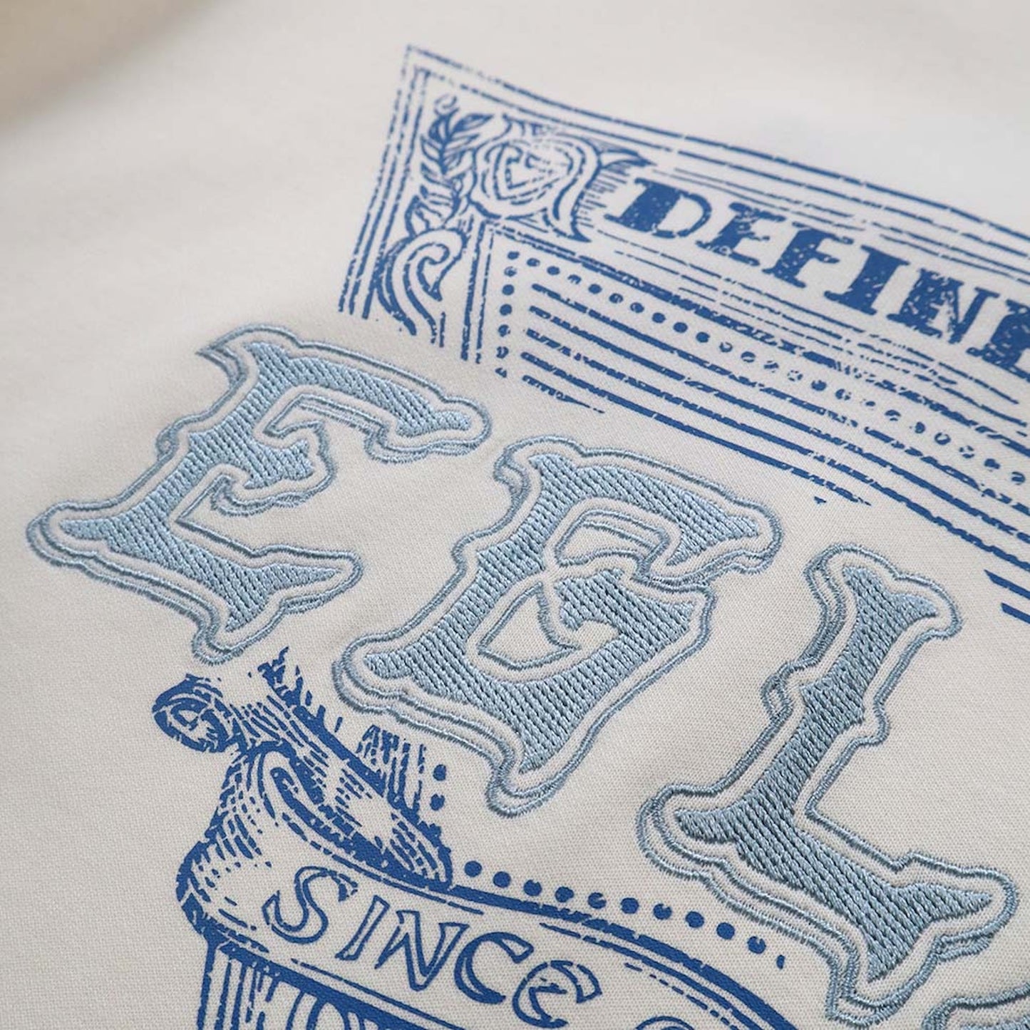 EGLAF | Sculpta Triangle Emblem Tee Cream White