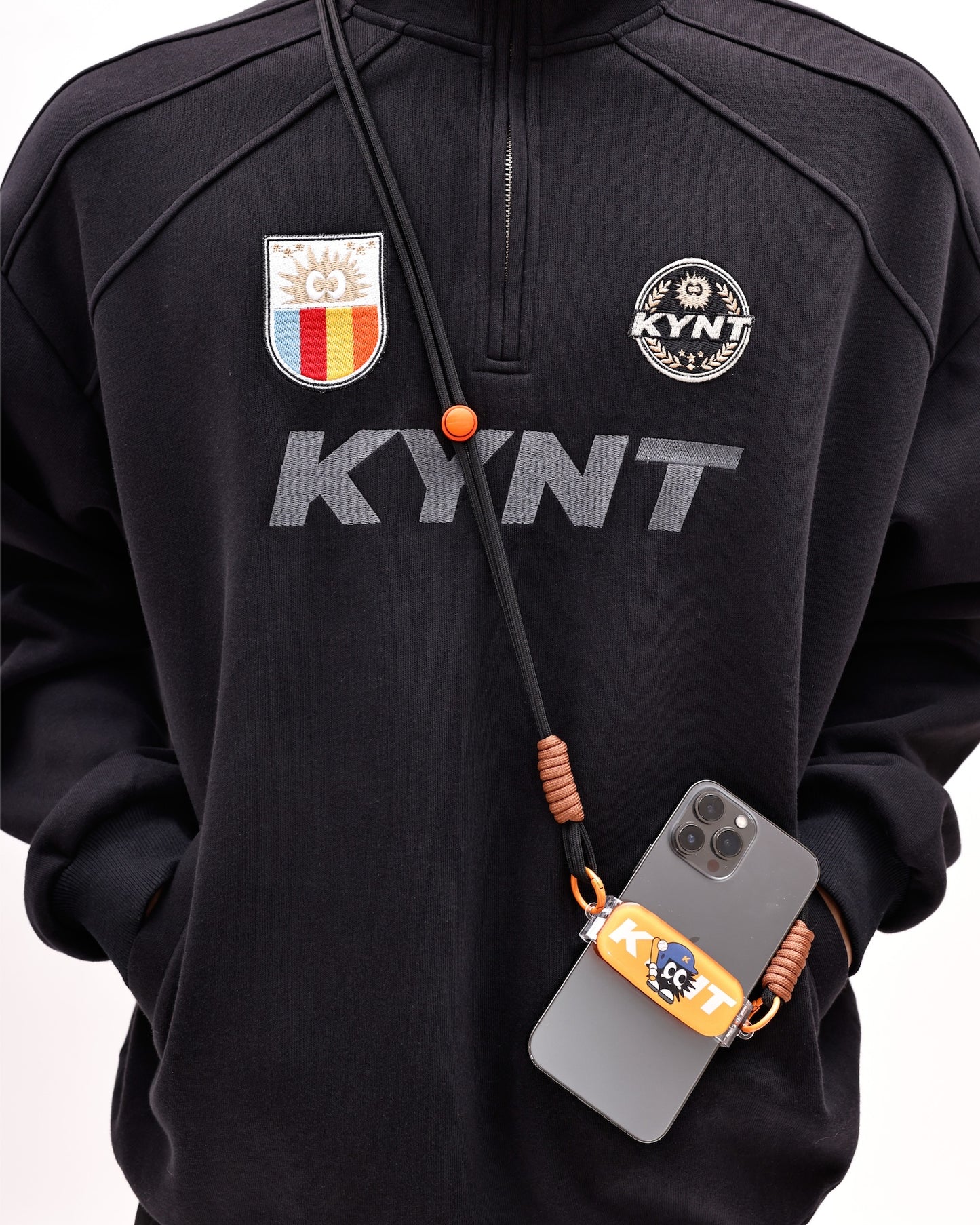 KEYNOTE | Sport Club 26 Crossbody Phone Strap