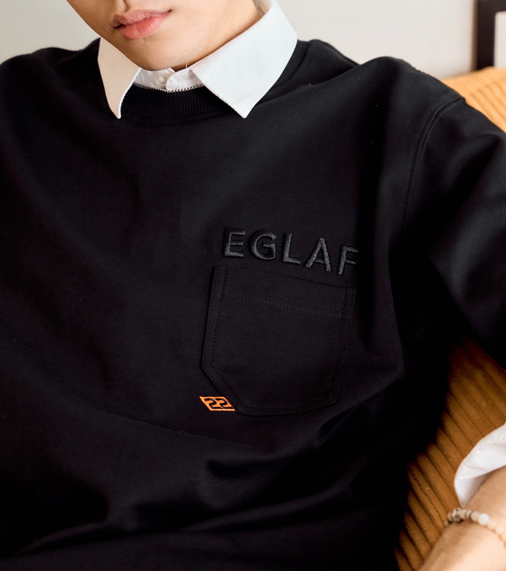 EGLAF | Basic 26 Pocket Tee Black - SWAGANZ