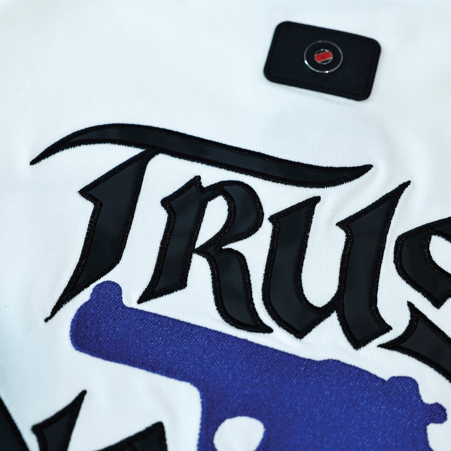 TRNO | Silence White Tee - SWAGANZ