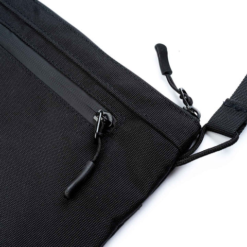 DR MISTER | Essentials Minimal Sling Bag Black