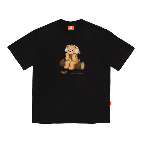 Teddy Island Christmas | Earmuff Teddy T-Shirt